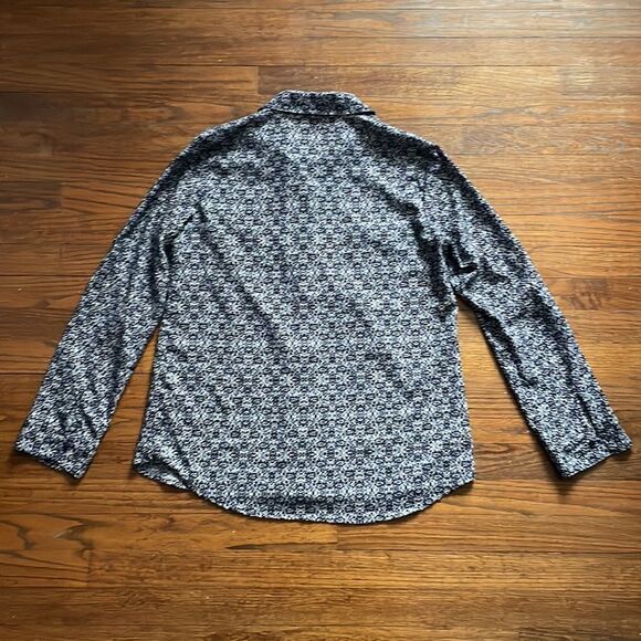 Splendid Navy & White Pattern Long Sleeve Button Down - Picture 7 of 7